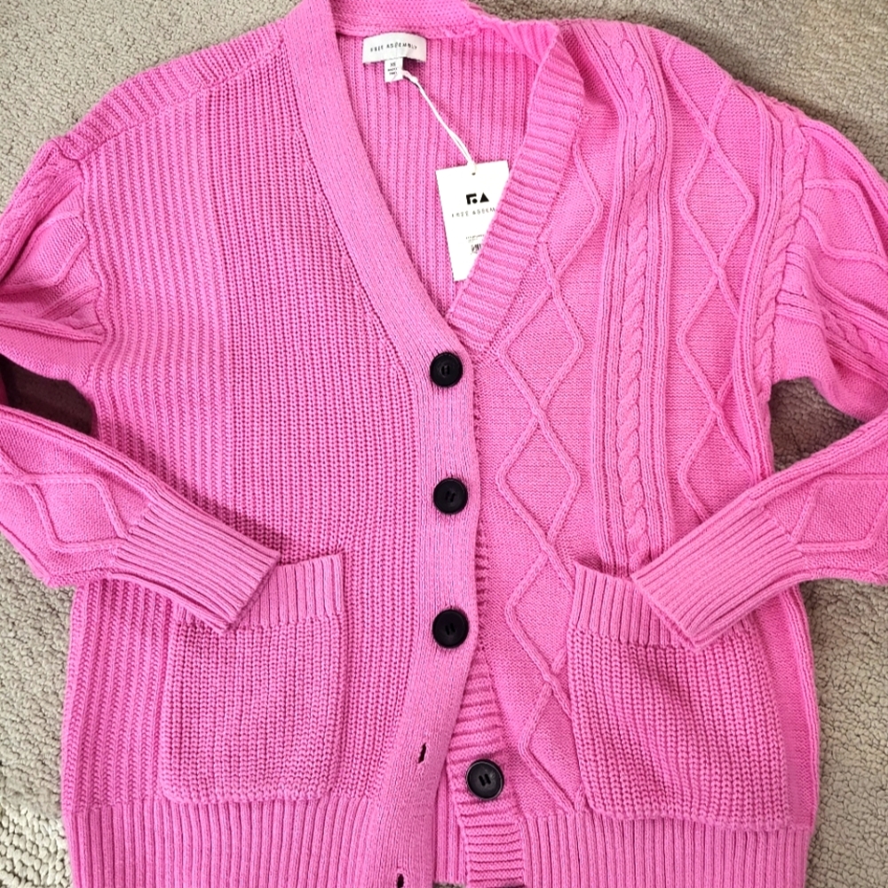 NWT Cardigan🍦